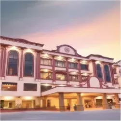 utami hotel juanda