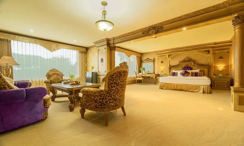 kamar president suite 22111142919