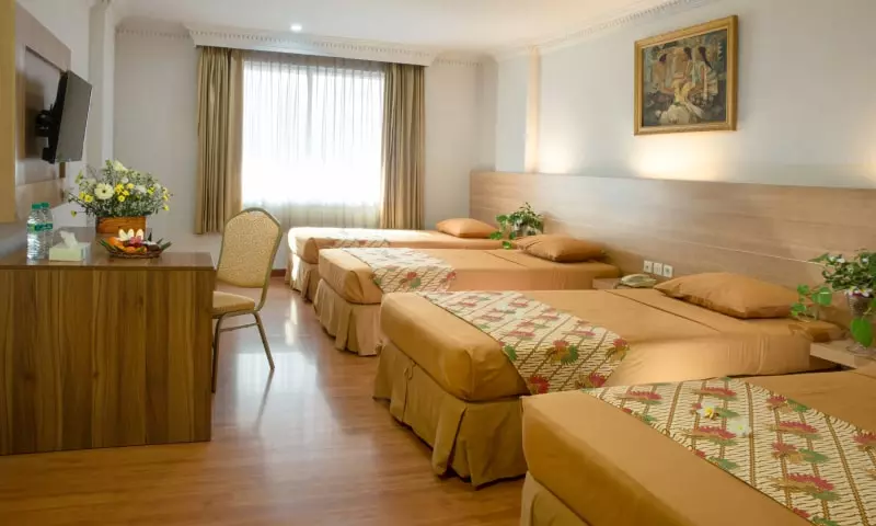 family room hotel utami