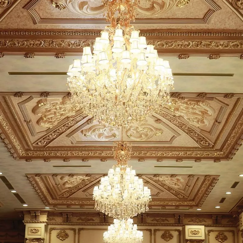 utami hotel terdekat