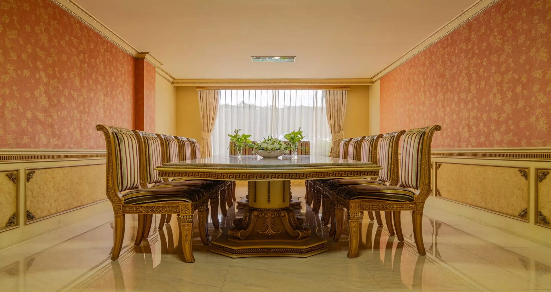 about hotel utami sidoarjo