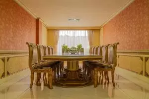 Dilengkapi Private Room 08 22101631639